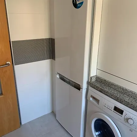 Sunny Place 2 Bedrooms, 8 Min From The Beach
